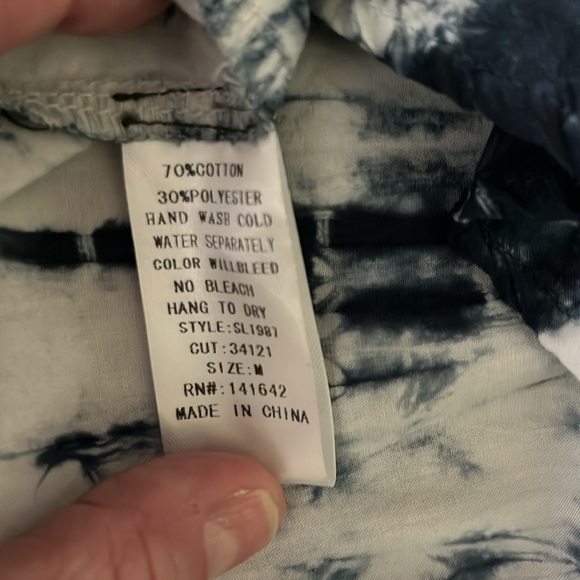 She + Sky top - Picture 6 of 6